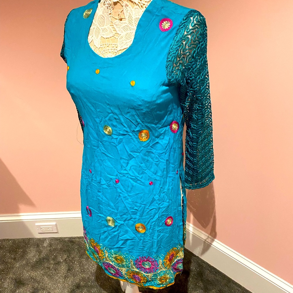 Adorable sari and pants set
